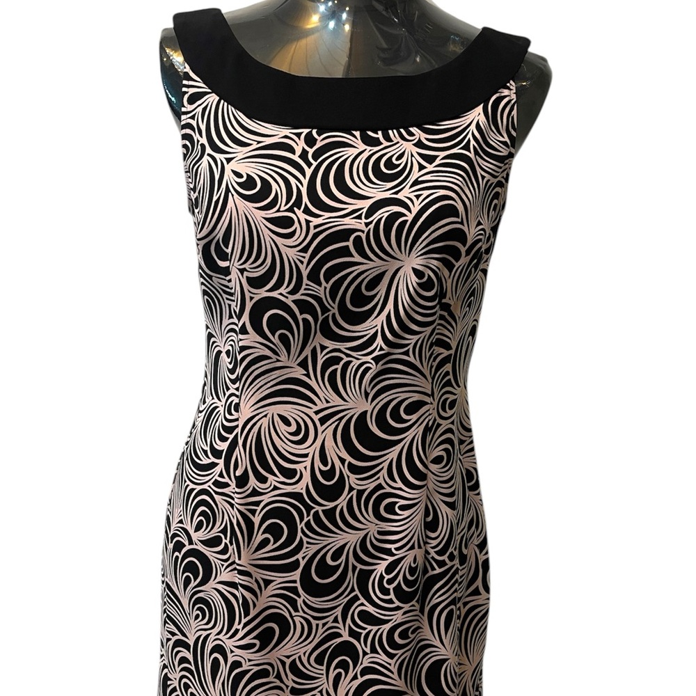 Elegant Black and White Patterned Dress